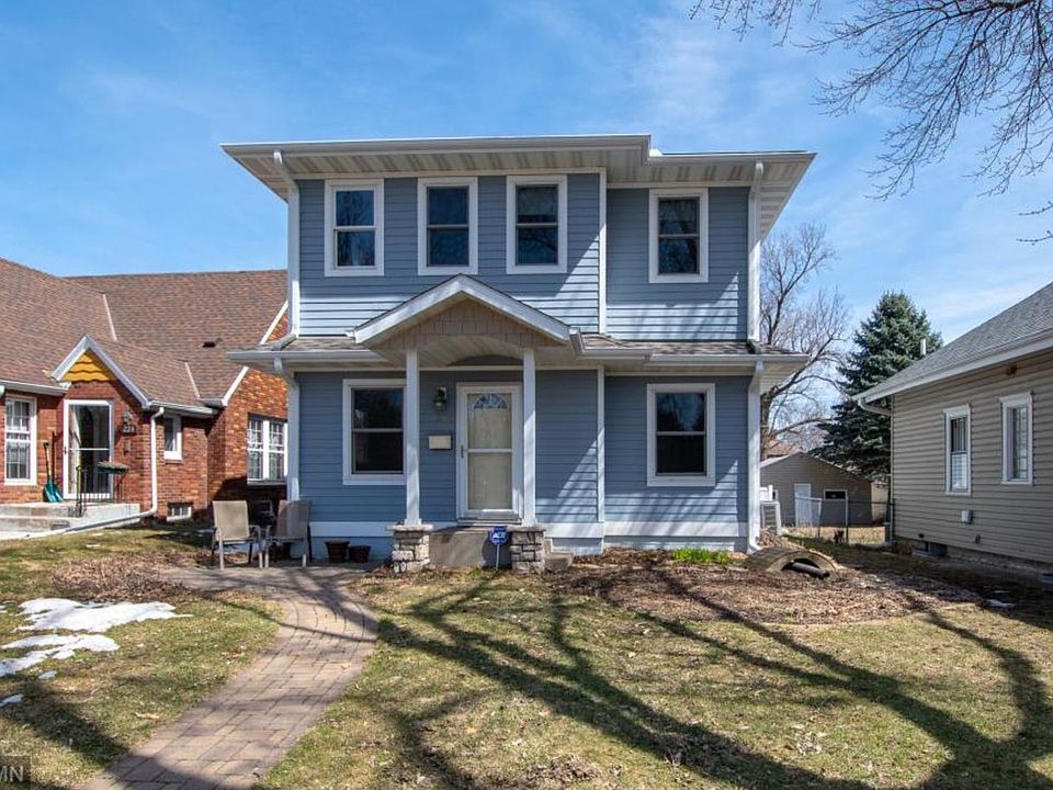 1st image of 1220 Churchill St