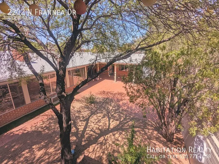 2202 N Frannea Dr — Photo 29