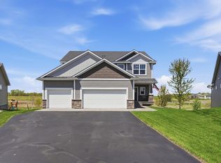 7110 208th Pl N, Forest Lake, MN 55025