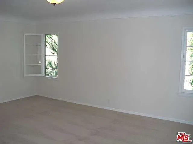 9963 Durant Dr — Photo 6