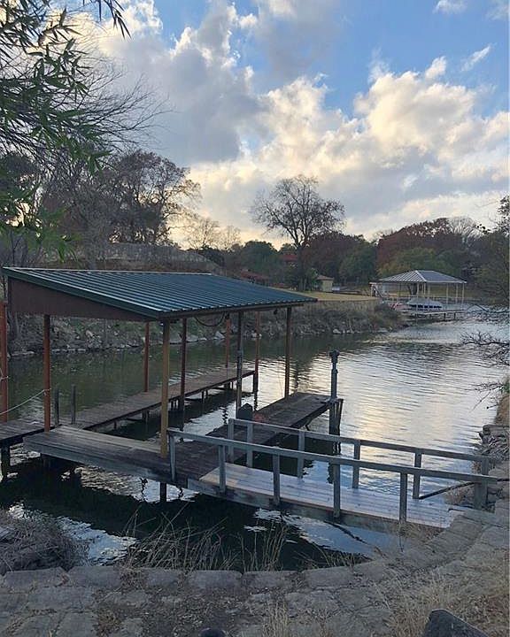 1st image of 7808 Skylake Dr