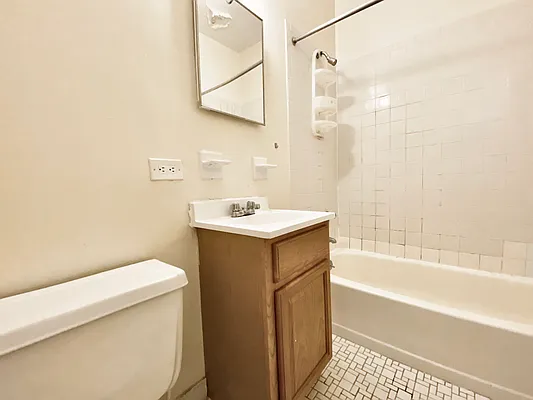 Rented by Voro NYC | media 13