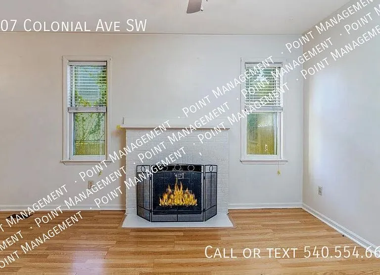 2407 Colonial Ave SW — Photo 3