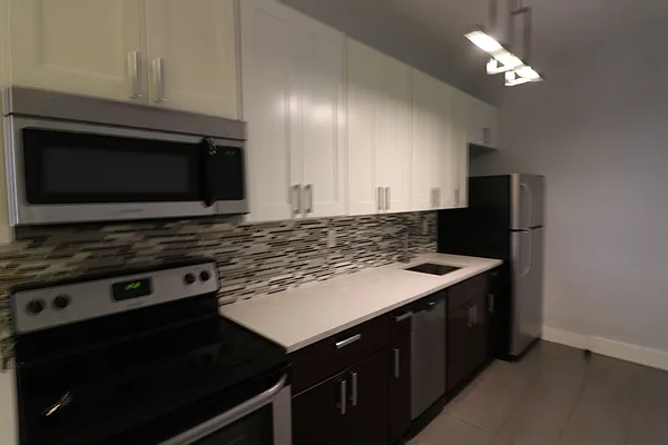 Rented by Nooklyn NYC LLC | media 32