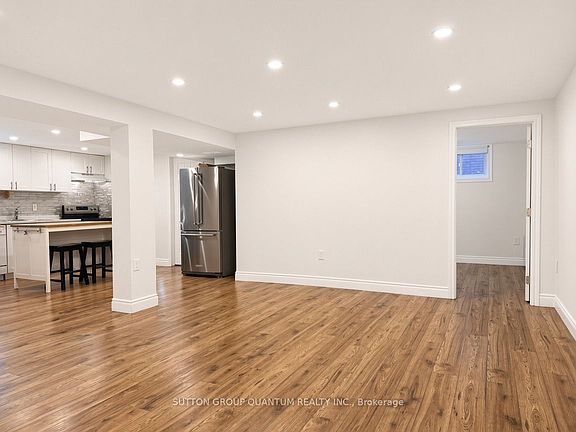 3rd image of 312 Upper Paradise Rd #Basement