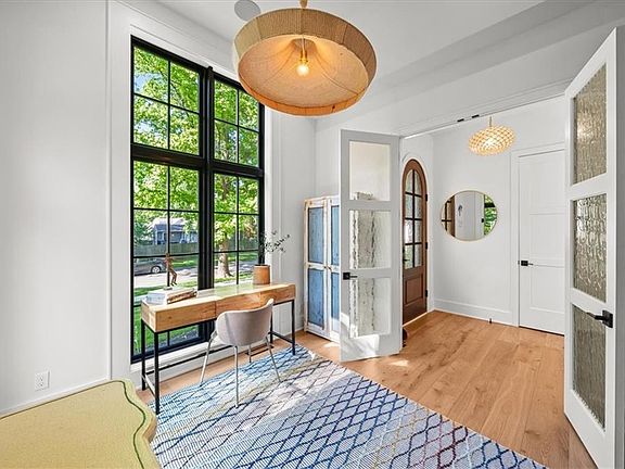 4th image of 5216 W 73rd St