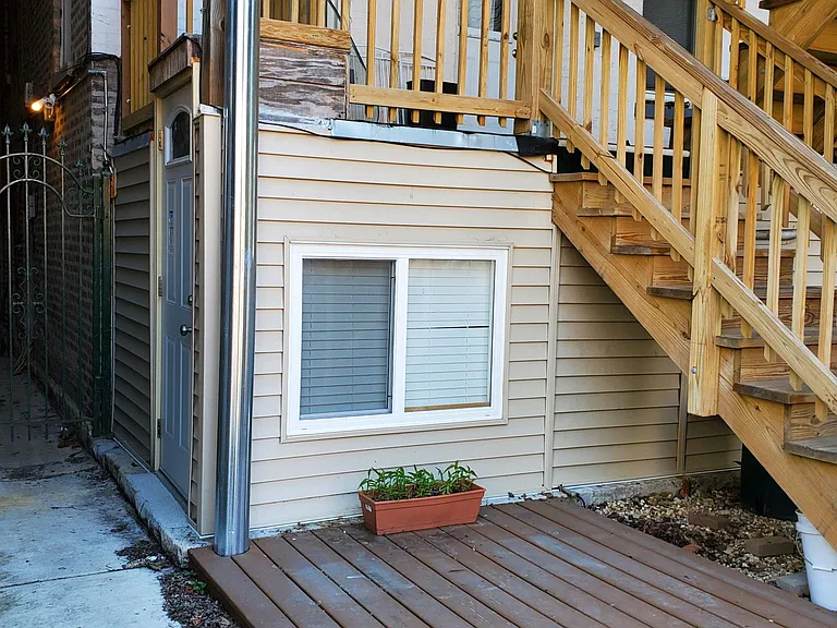 3845 N Kenmore Ave #G — Photo 19