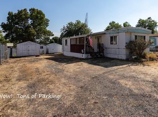 2548 Antelope Rd, White City, OR 97503