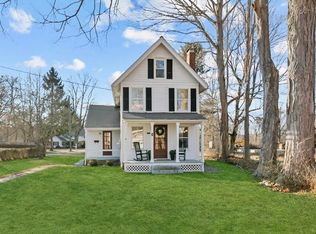 72 Lyme St, Old Lyme, CT 06371