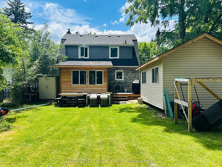 22 Wentworth Ave — Photo 6