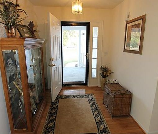 5th image of 33058 Forest Knoll Dr
