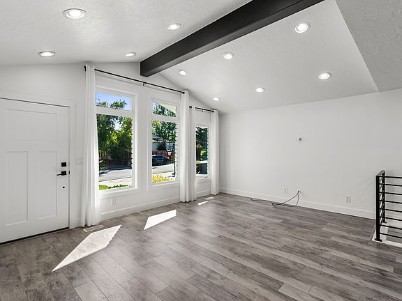 5th image of 4052 W Kirkwall Cir