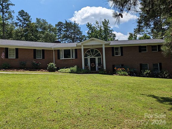 2nd image of 1421 S Battleground Ave