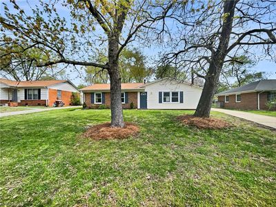 3013 Locksley Ln, Greensboro, NC, 27406