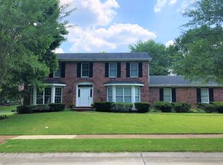 14320 Strawbridge Ct, Chesterfield, MO 63017