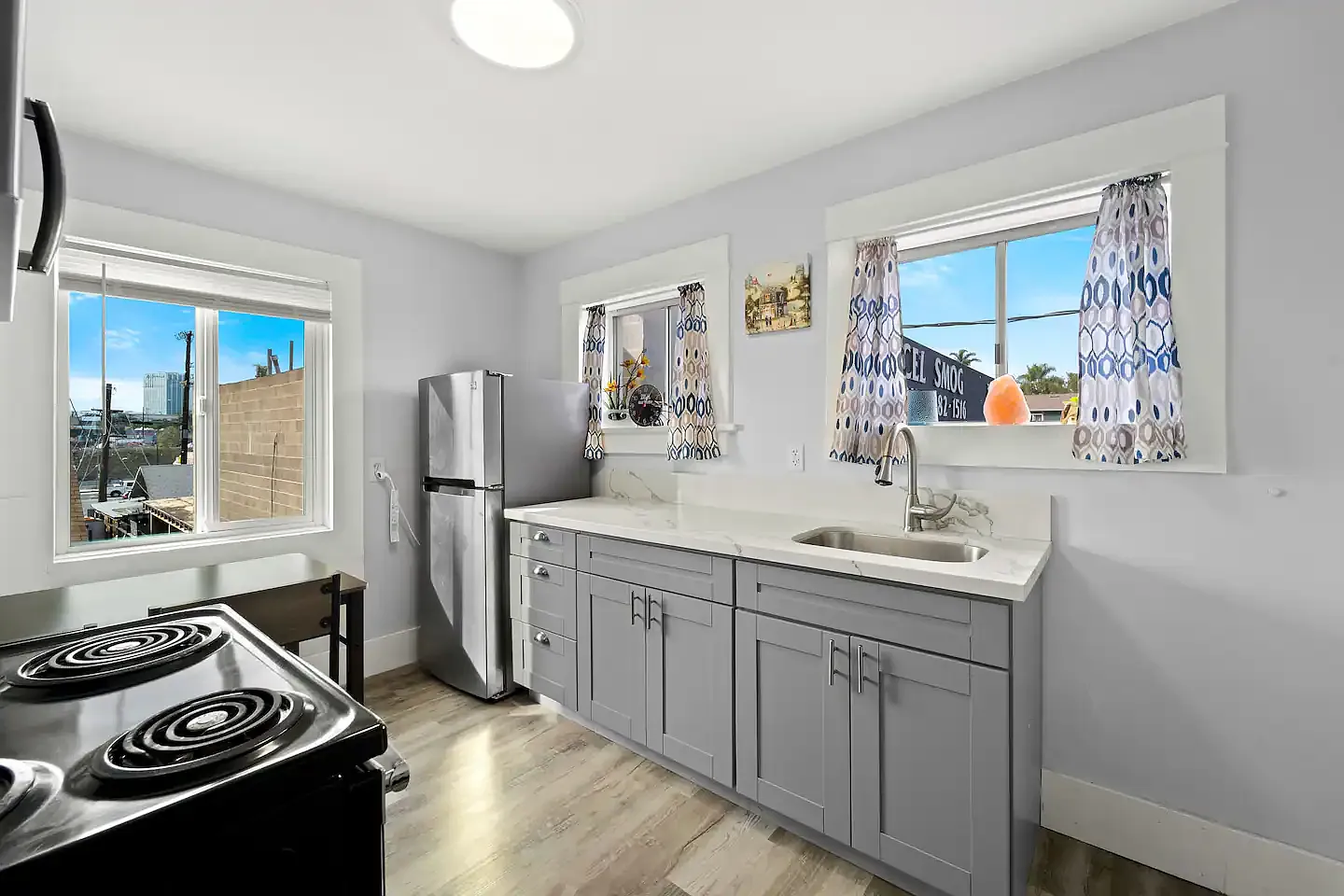 1 bed, 350 sqft, $1,855 — Photo 3