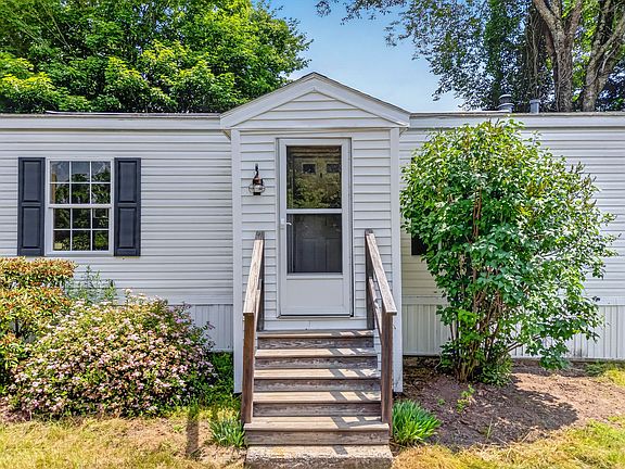 5th image of 263 Shaw Hill Road