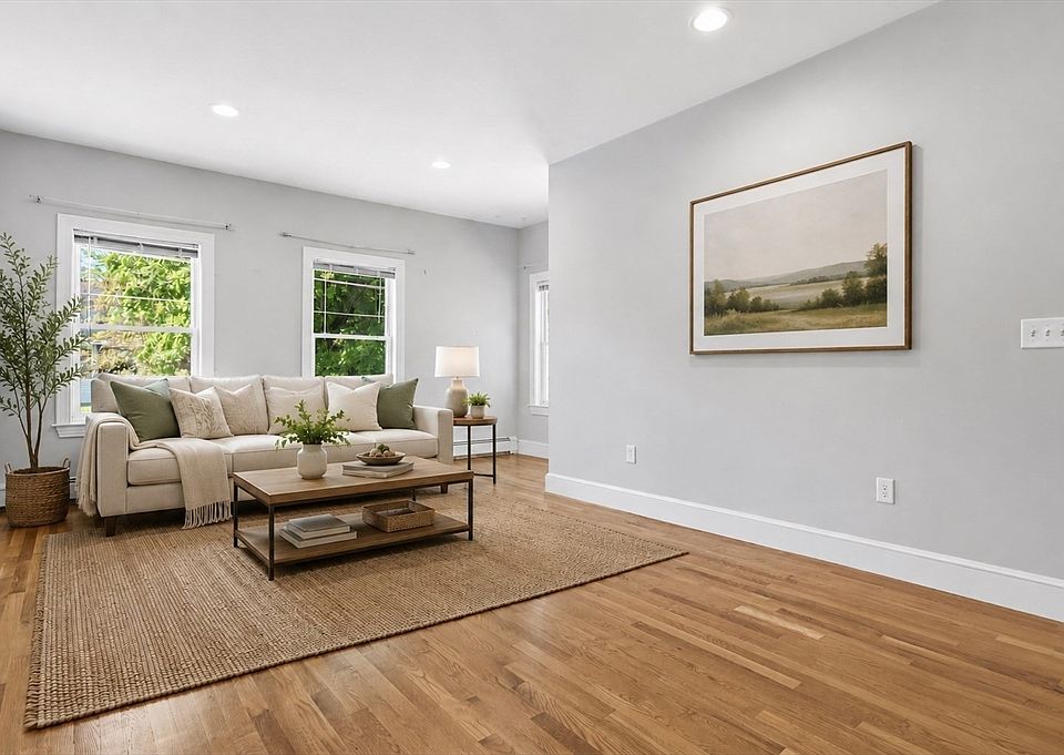 1st image of 94 Summit St #2