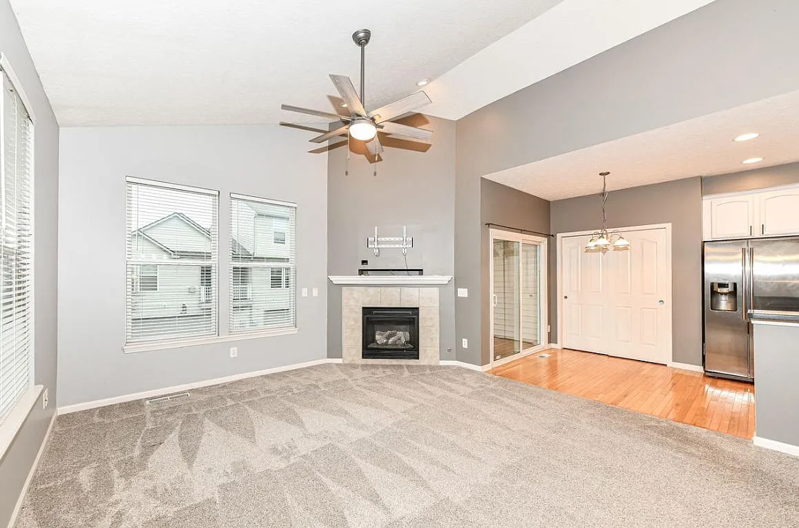 3 bed, 1770 sqft, $2,400 — Photo 2