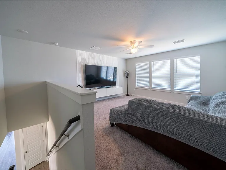 21802 Blue Daisy Ct — Photo 27