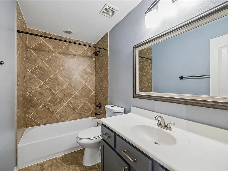 1735 Sylvia Springs Ln — Photo 38