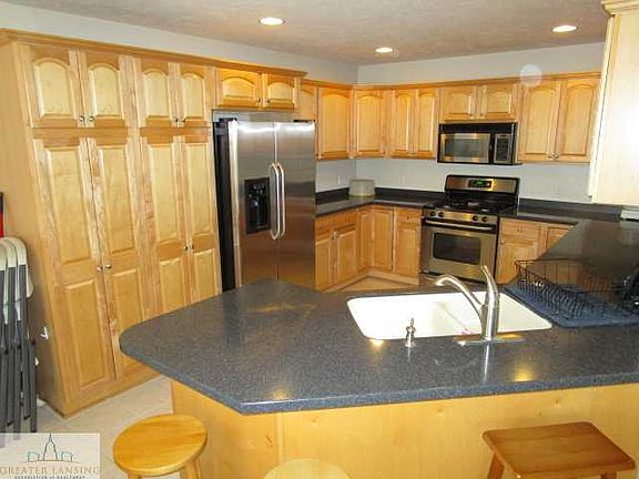 3rd image of 13744 Cottonwood Dr