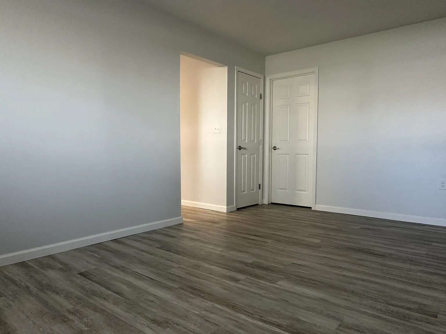 Parkview Apartments — Photo 3