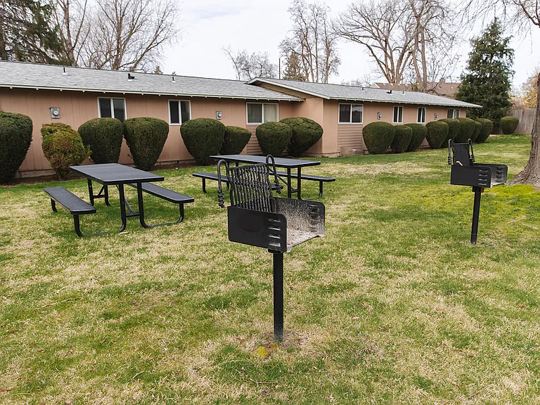 BrookHaven Apartments — Photo 15