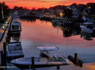 8 Hidden Harbor Drive, Point Pleasant, NJ 08742