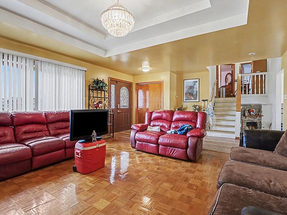 3rd image of 2731 201st Pl