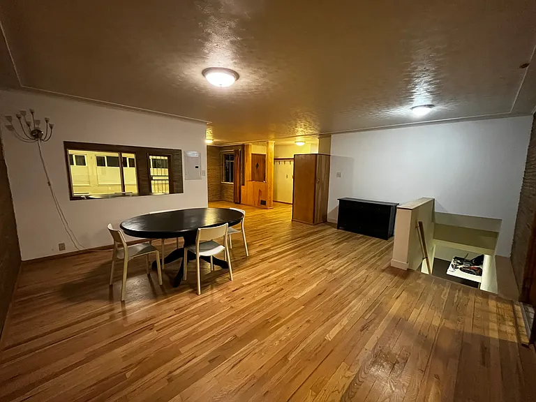 4895 Golden Ct — Photo 24