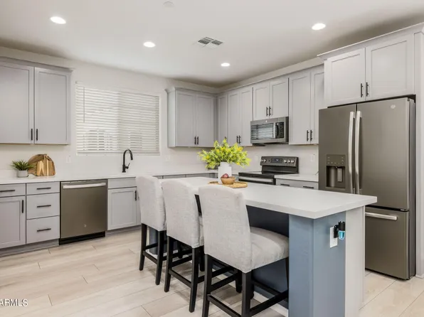 1740 E HAMPTON Lane, Gilbert, AZ 85295