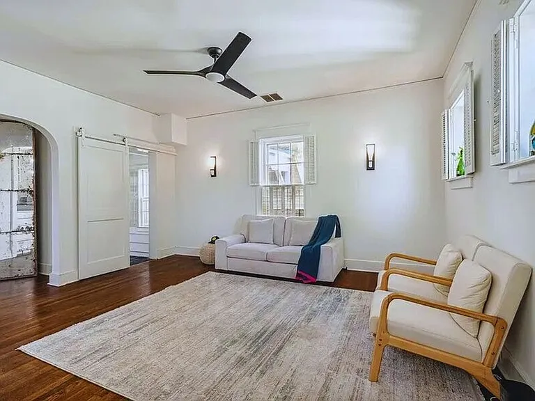 816 Charles Pl — Photo 15