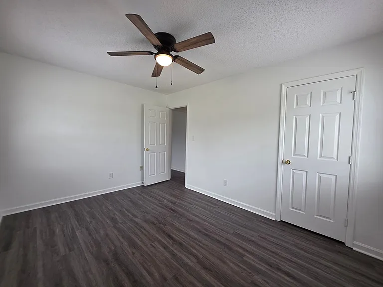 144 Horse Shoe Bnd — Photo 15