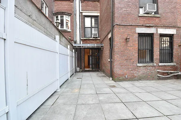 Rented by (Legacy) NY Quality Living Uptown | media 30