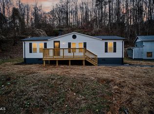 10657 Oak Grove Rd, Bristol, VA 24202