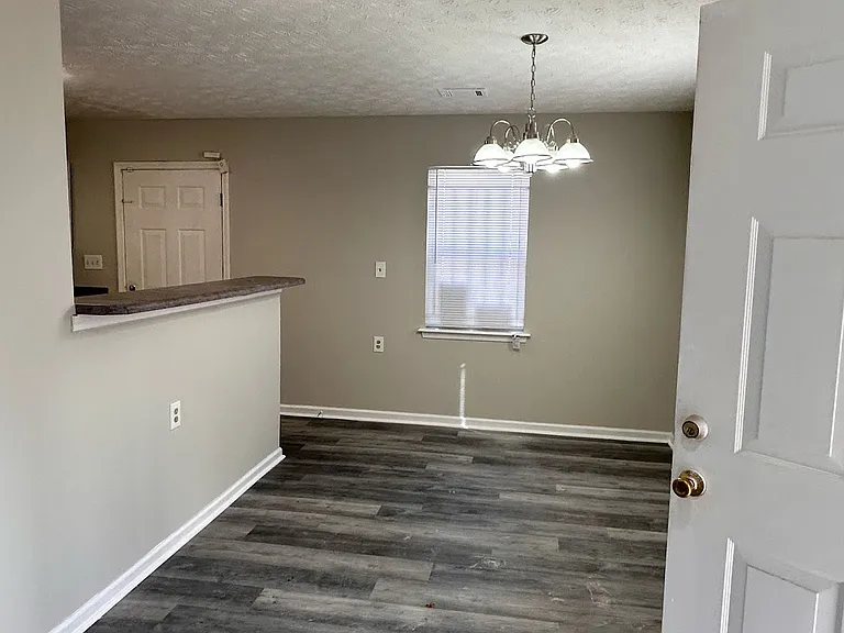 1293 Bridges Ave SW — Photo 21