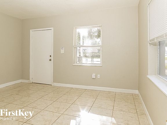 3rd image of 16401 NW 162nd St