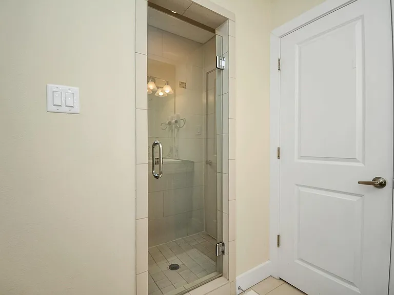 4608 Nett St #D — Photo 24