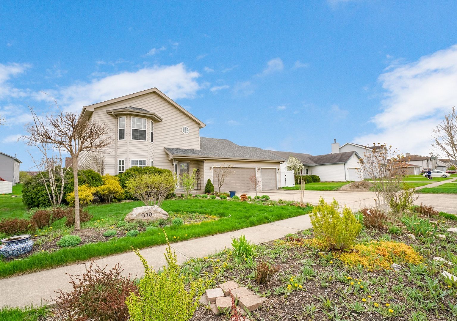 910 Cottonwood Dr, Elwood, IL 60421 Zillow