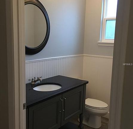 5th image of 2712 Formosa Ave