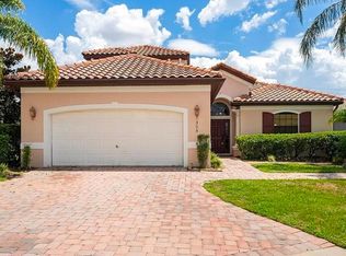305 Villa Sorrento Cir, Haines City, FL 33844