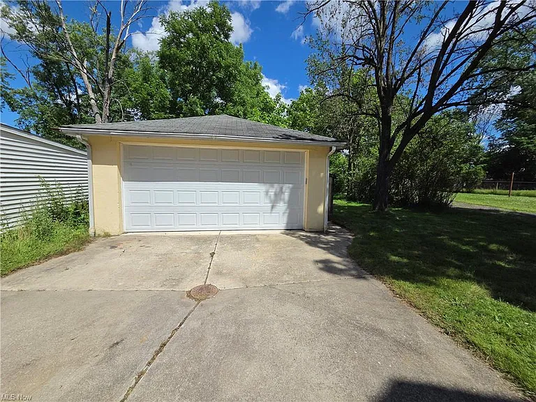 5223 Paine Ave — Photo 17