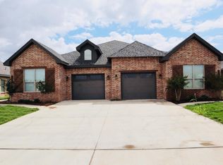 2009 102nd St, Lubbock, TX 79423