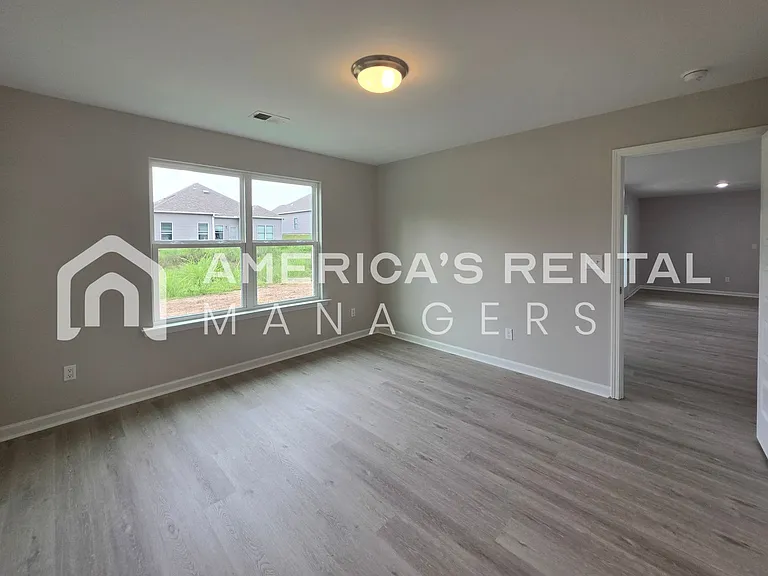 10312 Squires Way — Photo 37