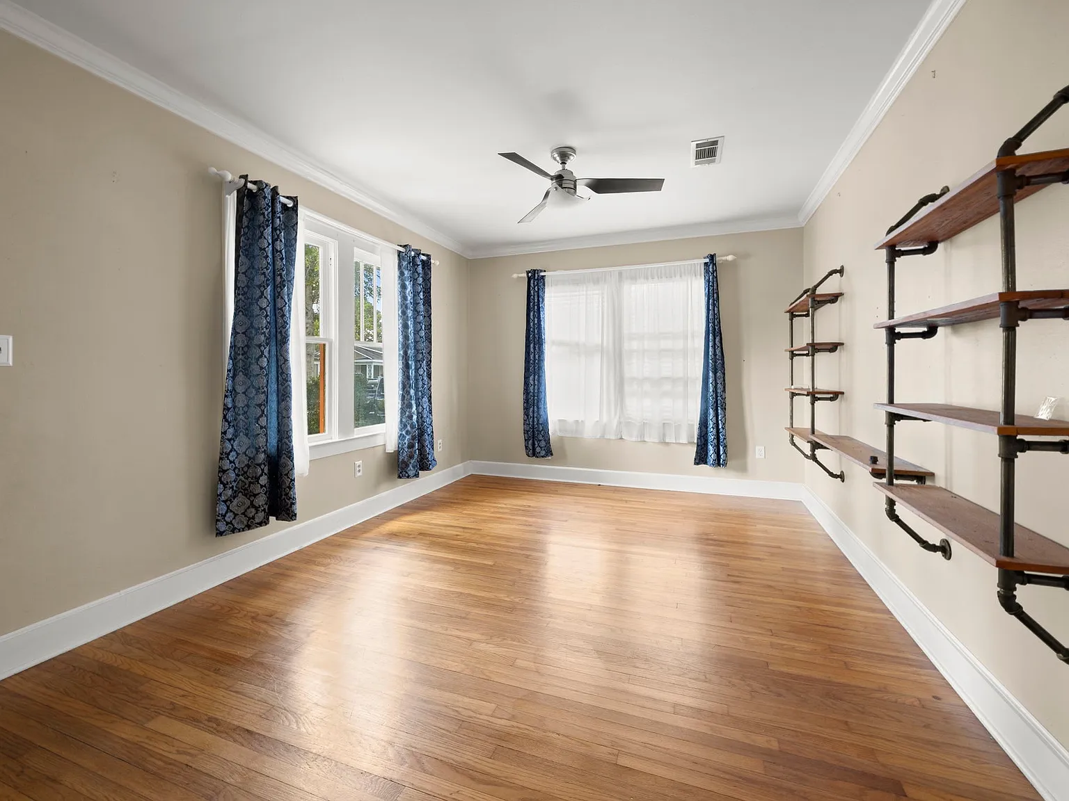 4 bed, 1700 sqft, $3,000 — Photo 4