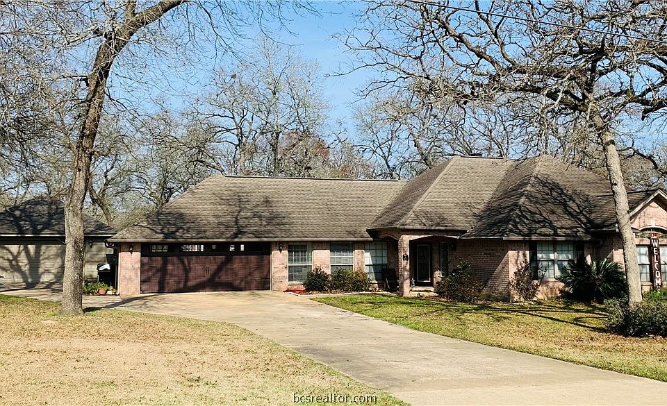 1st image of 10 Bobby Jones Ln