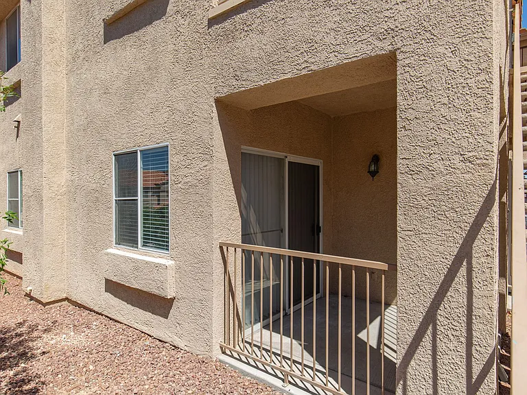 2110 Los Feliz St #1028 — Photo 3