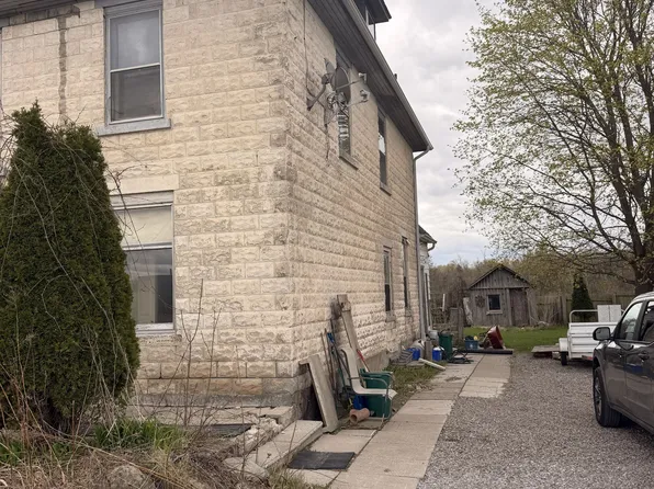 9072 Guelph Junction Rd, Milton, ON L0P 1B0
