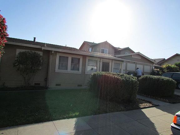 4th image of 423 California St
